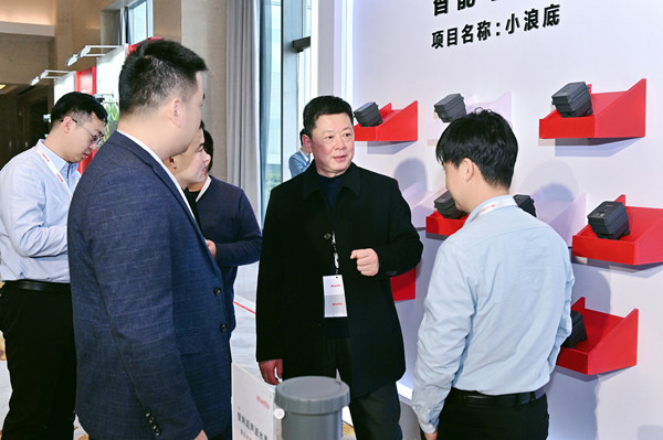 CT2_7433_副本.jpg CT2_7433_副本.jpg